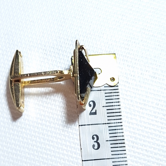 Vintage Poag Jewellers Gold Tone and Black Stone Cuff Links - Picture 6 of 6